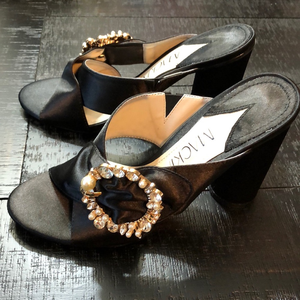 LAST ONE! SIZE 7.5 NEW Black High Heels! - Picture 2 of 8